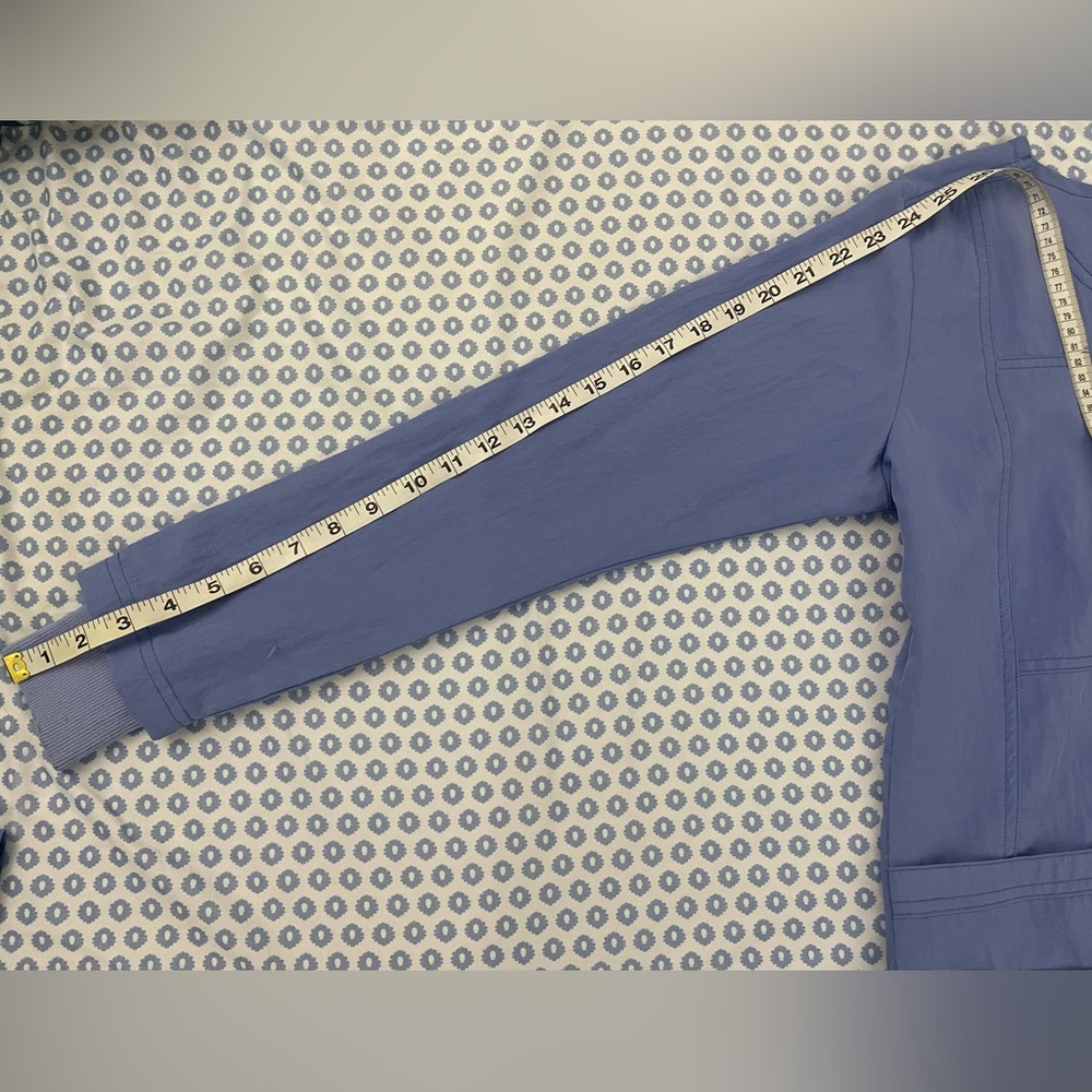 Wonder Wink Scrub Jacket - Picture 12 of 12